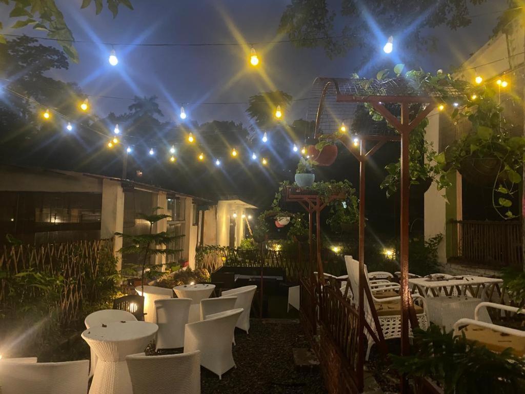 Hotel Tarang Yoga Ashram Rishīkesh Exterior foto